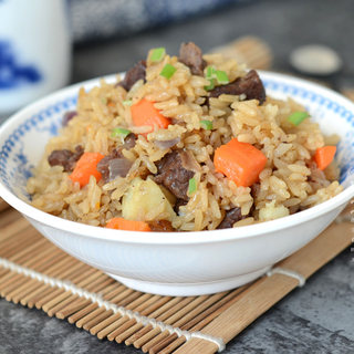 土豆牛肉焖饭
