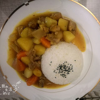 咖喱鸡肉饭