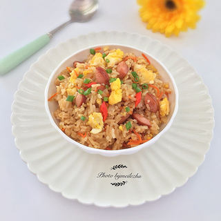 火腿胡萝卜蛋炒饭