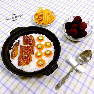鳗鱼盖饭