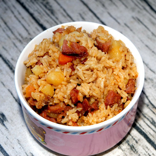 香肠土豆焖饭