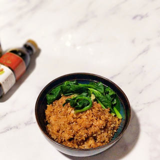 酱油拌饭-----酱油拌饭让吃变得更有意思-