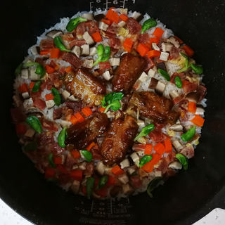 香菇排骨焖饭