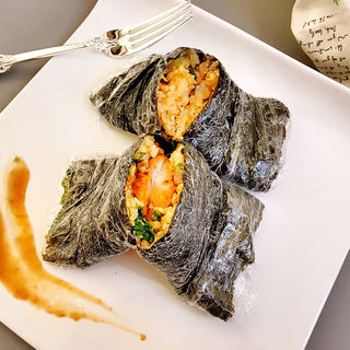 手握包饭