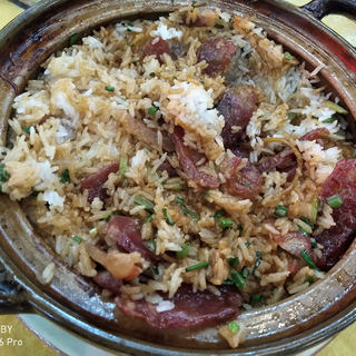 腊味煲仔饭