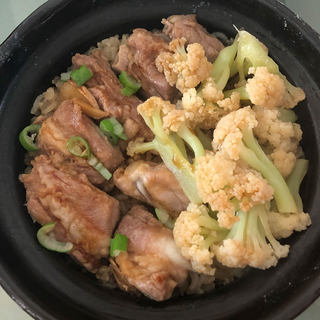 排骨煲仔饭