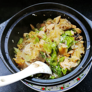 简易美味的煲仔饭