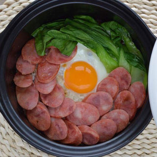 腊肠煲仔饭