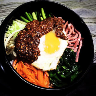 石锅拌饭