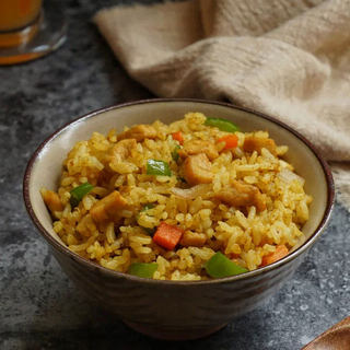 咖喱鸡丁炒饭