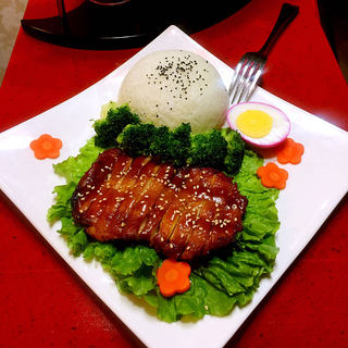 照烧鸡腿饭