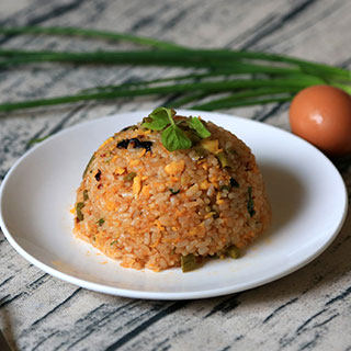 酸豆角蛋炒饭