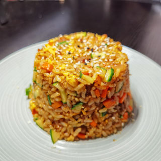 牛肉粒炒饭