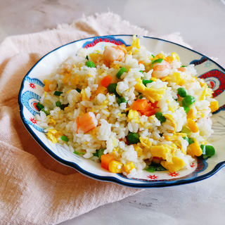 虾仁蛋炒饭
