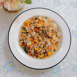 鸡蛋炒饭