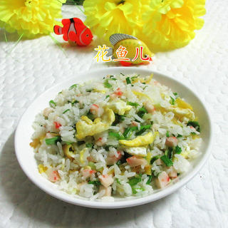鸡蛋虾味球大蒜炒饭
