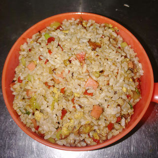 剁椒火腿鸡蛋炒饭