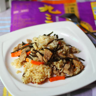 干豆角肉片煲仔饭