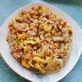 彩蔬酱油蛋炒饭