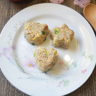 三文鱼鸡蛋炒饭