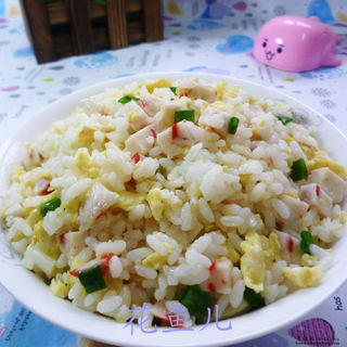 鸡蛋龙虾丸炒饭