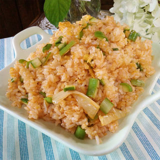 芦笋辣白菜炒饭