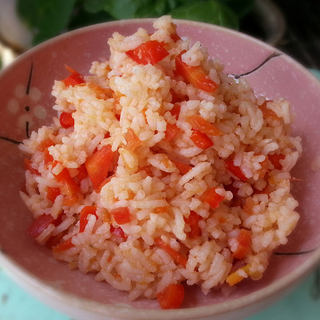 红蔬炒饭