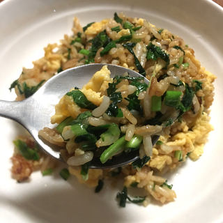 蒜苗蛋炒饭