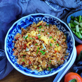 酱油蛋炒饭