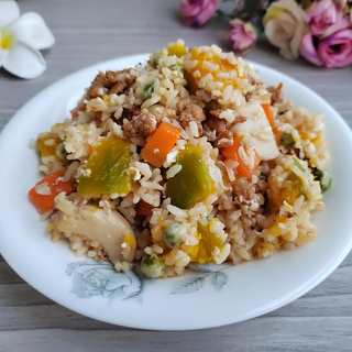 肉末芋艿南瓜炒饭