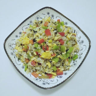 咸菜(梅菜笋丝)炒饭