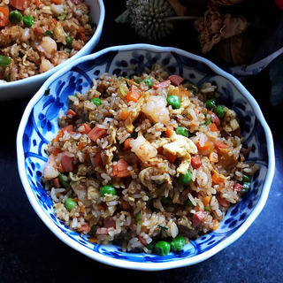 虾仁什锦炒饭