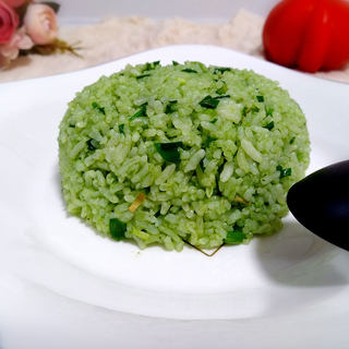 菠菜汁炒饭