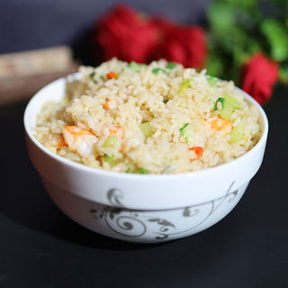 黄瓜虾仁炒饭
