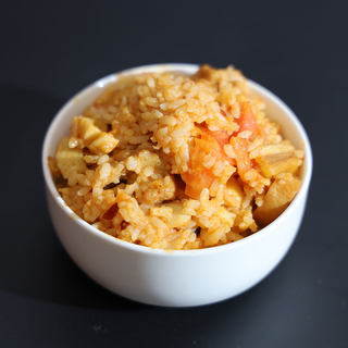 牛肉饼火腿西红柿炒饭