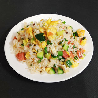 虾仁海鲜炒饭