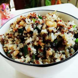 三色藜麦生蚝炒饭