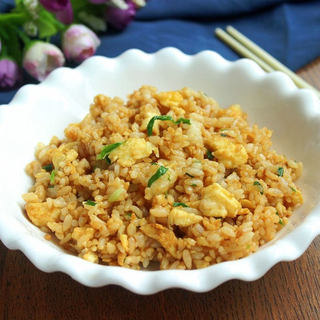 酱油蛋炒饭