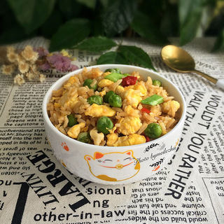 青豆炒饭