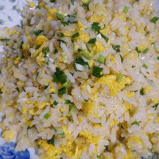 香葱蛋炒饭