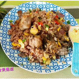 黑椒排骨菠萝炒饭