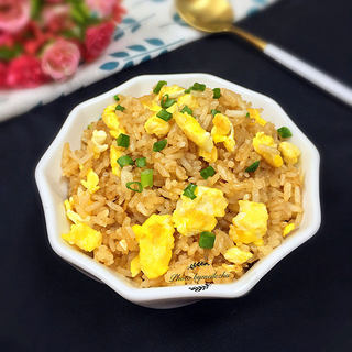 葱香炒饭