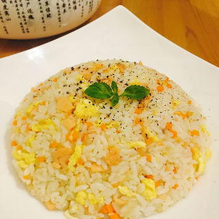 三文鱼炒饭