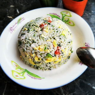 ＃春食野菜香＃荠菜虾仁炒饭