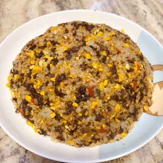 黑椒牛肉炒饭