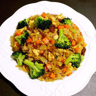三色蛋炒饭