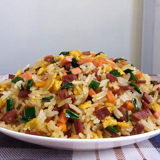 牛肉鸡蛋炒饭