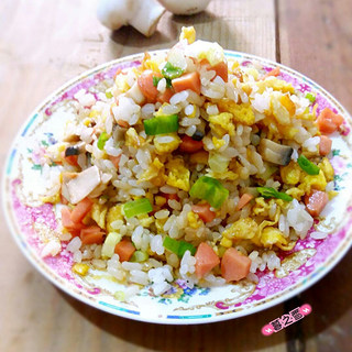 蘑菇蛋炒饭