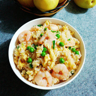 虾仁蛋炒饭