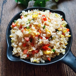 五彩蛋炒饭